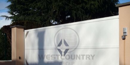 electric security gates commercial