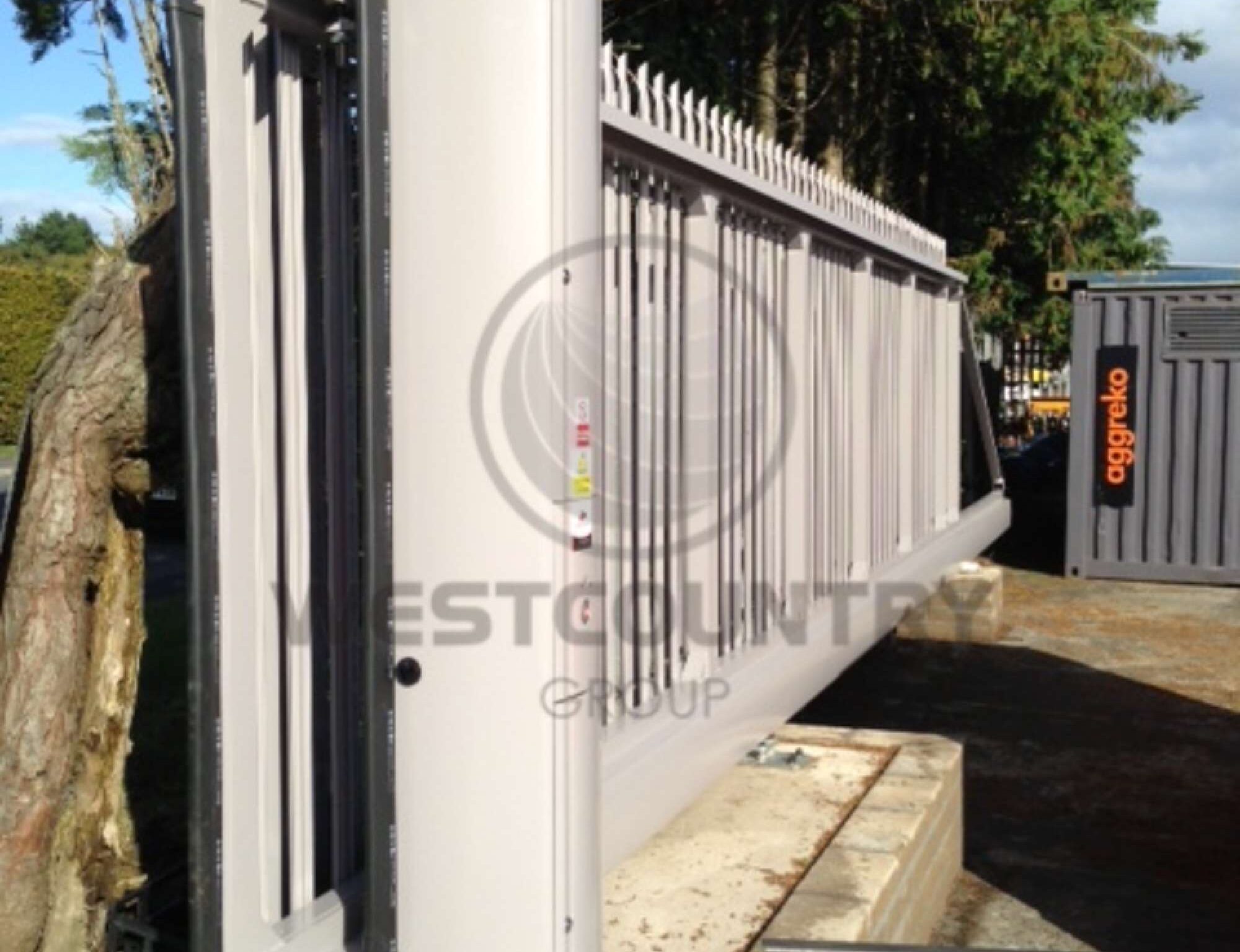 commercial sliding gate