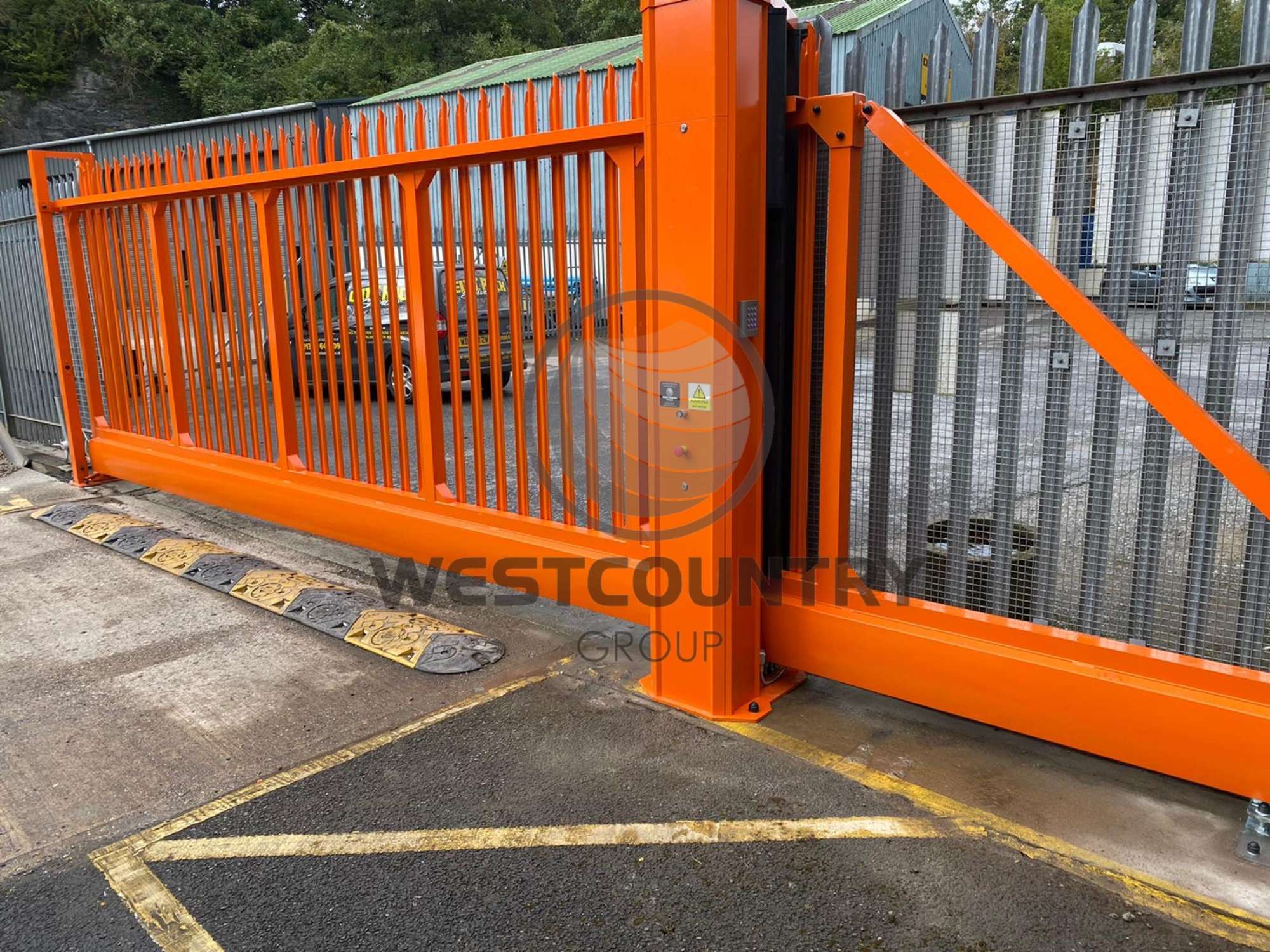 commercial sliding gate